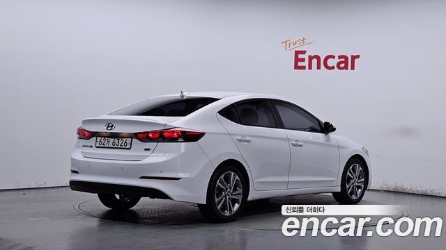 Hyundai AVANTE из Кореи Encar