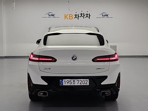 BMW X4 xDrive20i M Sport — пробег 36 394 км — фото 3 из 5
