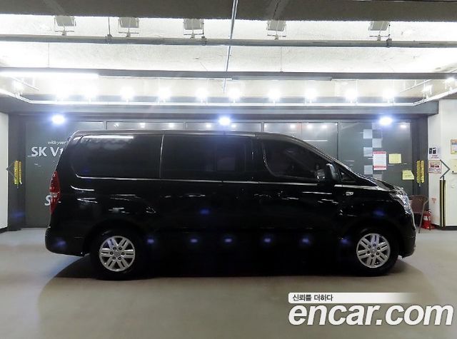 Hyundai Starex Van 5-Seater Modern — пробег 181 045 км — фото 3 из 5