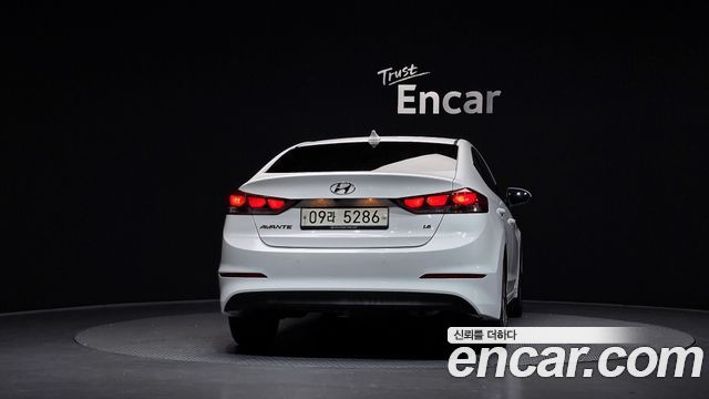 Hyundai AVANTE из Кореи Encar