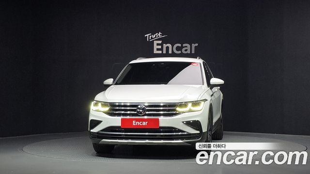 Volkswagen Tiguan 2.0 TDI Premium — пробег 57 603 км — фото 3 из 5