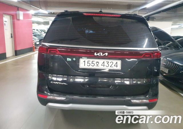 Kia Carnival Diesel 9-Seater Prestige — пробег 129 079 км — фото 3 из 5
