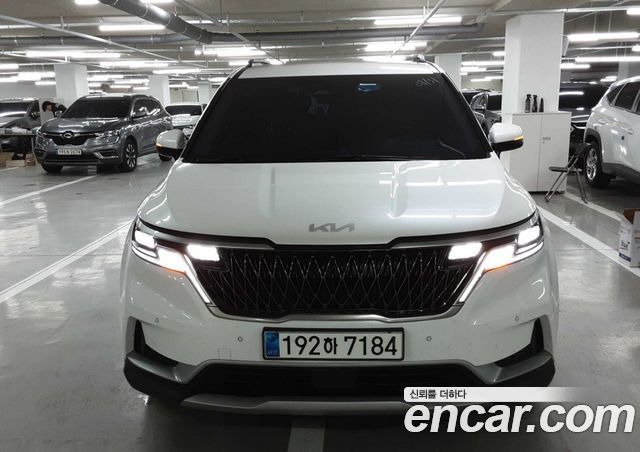 Kia Carnival Diesel 9-Seater Prestige — пробег 125 106 км — фото 1 из 5