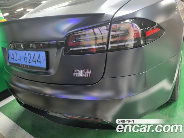 Tesla Model S Plaid — пробег 37 954 км — фото 3 из 3