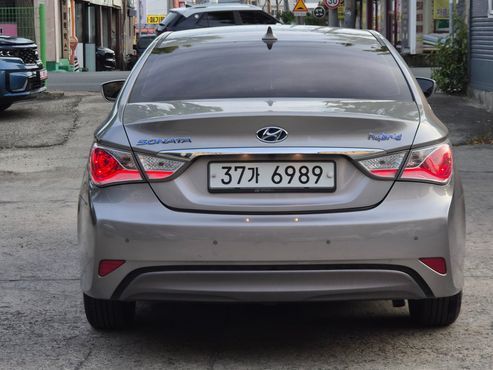 Hyundai Sonata 2.0 Modern — пробег 178 508 км — фото 4 из 5