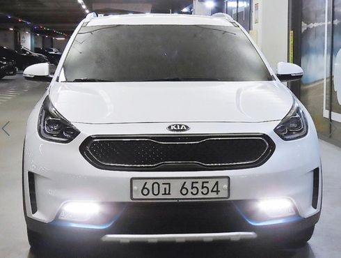 Kia Niro Prestige — пробег 144 966 км — фото 3 из 5