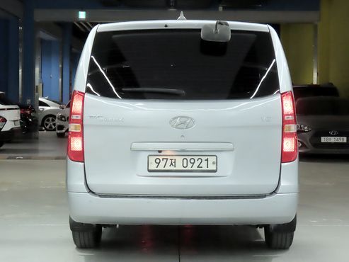 Hyundai Starex 3-Seater VAN CVX Luxury — пробег 327 378 км — фото 4 из 5