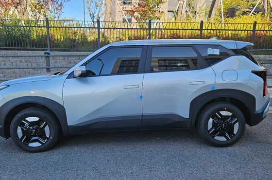 Kia Seltos HEV 1.6 2WD Trendy — пробег 360 км — фото 2 из 5