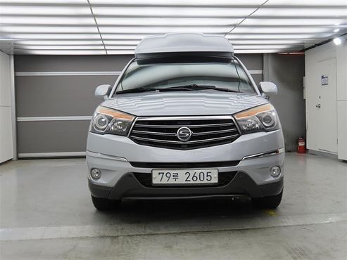 Ssangyong KORANDO 4WD Chateau 11-seater High-roof — пробег 142 249 км — фото 2 из 5