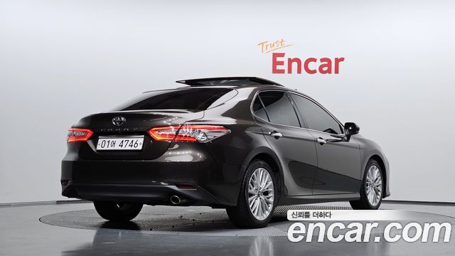 Toyota Camry 2.5 — пробег 97 828 км — фото 2 из 5