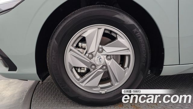 Hyundai AVANTE 1.6 Smart — пробег 4 787 км — фото 5 из 5