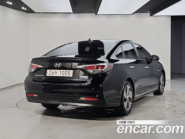 Hyundai Sonata 2.0 HEV Modern — пробег 217 695 км — фото 4 из 5
