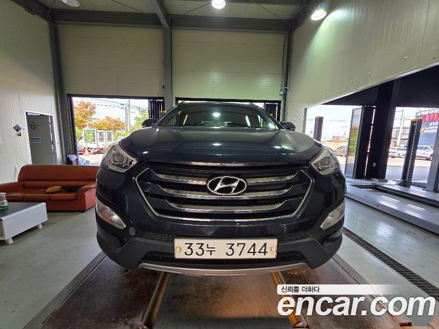 Hyundai Santafe Diesel(e-VGT) 2.0 2WD Exclusive — пробег 189 986 км — фото 1 из 2
