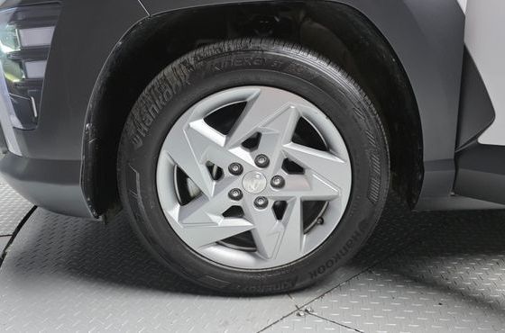 Hyundai Kona Premium — пробег 32 377 км — фото 5 из 5
