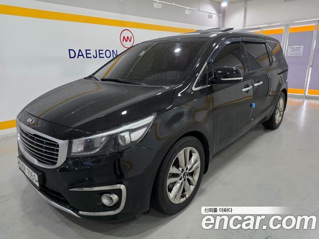 Kia Carnival 9-seater Noblesse — пробег 215 586 км — фото 1 из 5