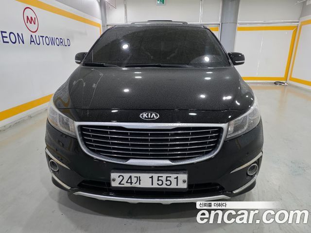 Kia Carnival 9-seater Noblesse — пробег 215 586 км — фото 2 из 5