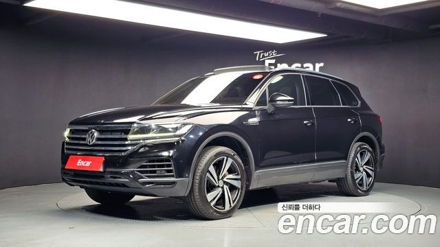 Volkswagen Touareg 3.0 TDI Premium — пробег 149 116 км — фото 1 из 5