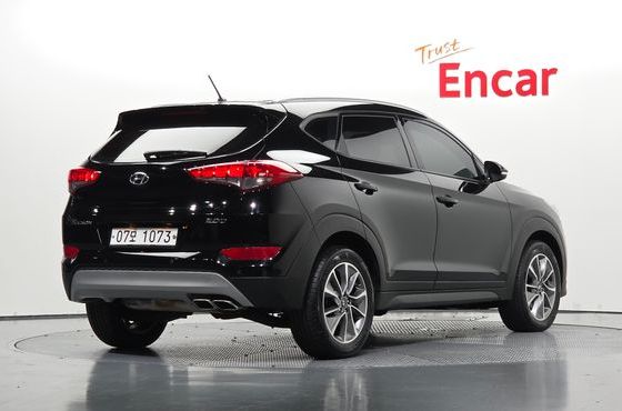 Hyundai Tucson Diesel 2.0 2WD Modern — пробег 109 969 км — фото 2 из 5