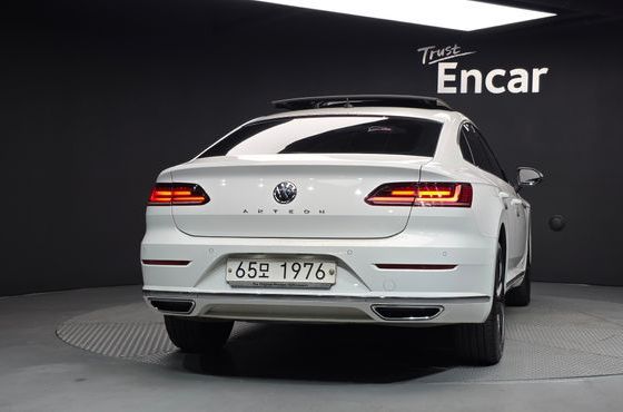 Volkswagen Arteon 2.0 TDI Prestige — пробег 178 856 км — фото 4 из 5