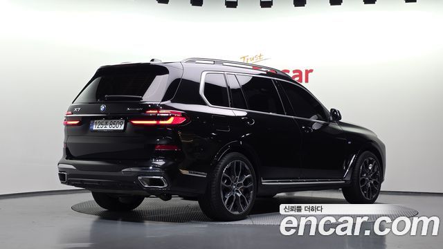 BMW X7 xDrive 40i M Sport 6STR — пробег 28 316 км — фото 2 из 5