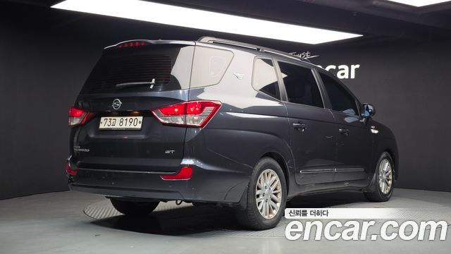 Ssangyong KORANDO 4WD GT 11-seater — пробег 156 460 км — фото 2 из 5