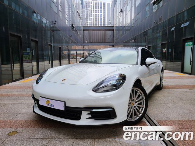 Porsche Panamera 3.0 AWD — пробег 91 363 км — фото 1 из 5