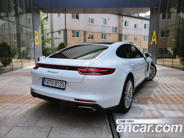 Porsche Panamera 3.0 AWD — пробег 91 363 км — фото 3 из 5