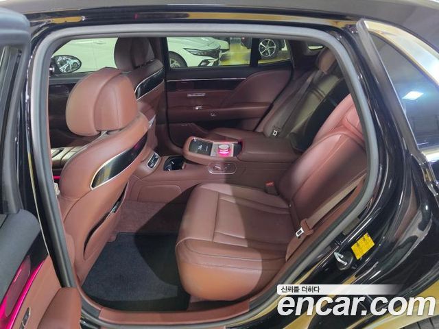 Genesis G90 Gasoline 3.5 Turbo AWD — пробег 50 518 км — фото 4 из 5