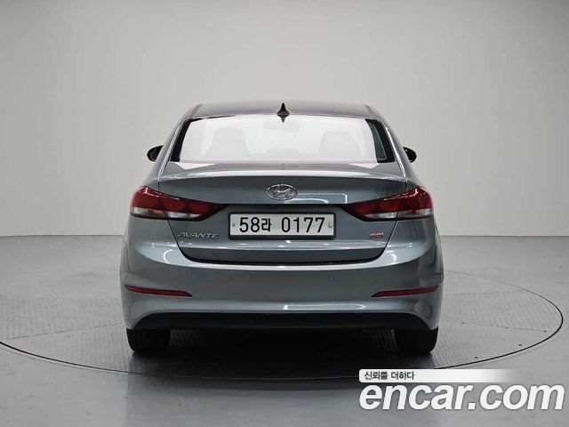 Hyundai AVANTE из Кореи Encar