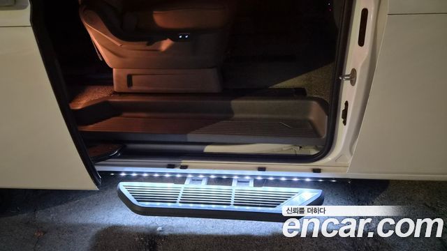 Hyundai Staria из Кореи Encar