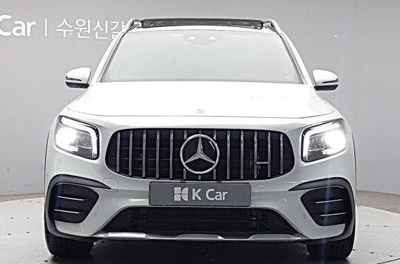 Mercedes-Benz GLB-Class AMG GLB35 4MATIC — пробег 28 518 км — фото 3 из 5