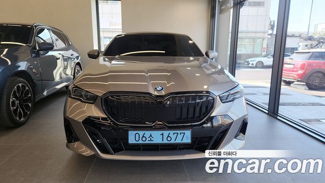 BMW i5 eDrive 40 M Sport — пробег 34 755 км — фото 3 из 5