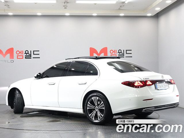 Mercedes-Benz E-Class из Кореи Encar