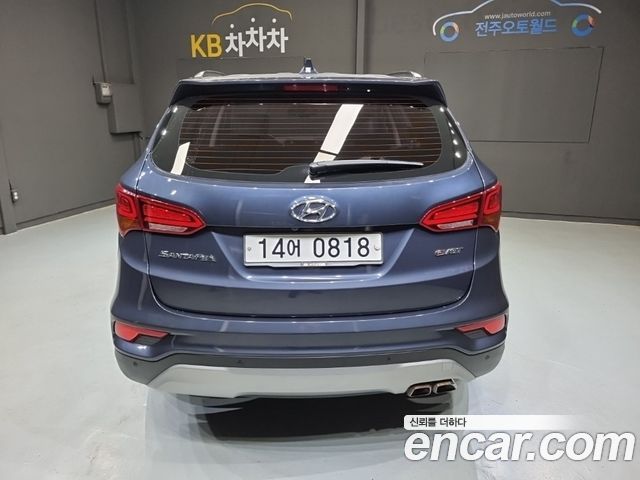 Hyundai Santafe Diesel 2.0 2WD Premium — пробег 90 000 км — фото 4 из 5