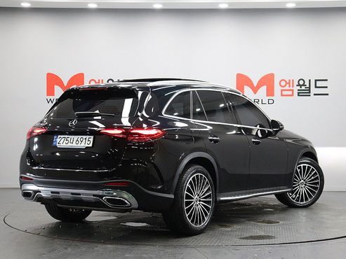 Mercedes-Benz GLC-Class GLC300 4MATIC AMG Line — пробег 21 627 км — фото 2 из 5