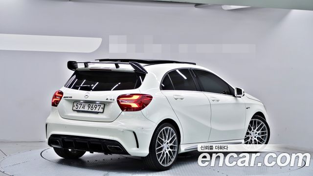 Mercedes-Benz A-Class A45 AMG 4MATIC — пробег 93 325 км — фото 2 из 5