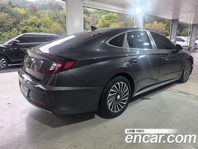 Hyundai Sonata Premium Plus — пробег 118 319 км — фото 4 из 5