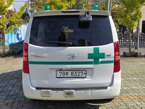 Hyundai Starex Ambulance — пробег 56 386 км — фото 5 из 5
