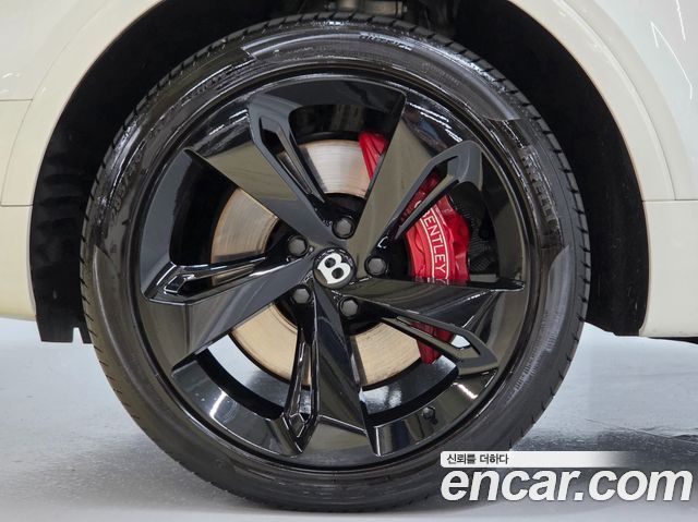Bentley Bentayga из Кореи Encar
