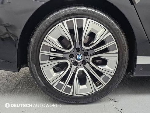 BMW 7-Series 740i sDrive Design Pure Excellence — пробег 58 326 км — фото 5 из 5