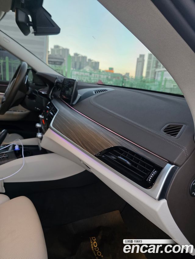 BMW Gran Turismo 640i xDrive Luxury — пробег 82 000 км — фото 5 из 5