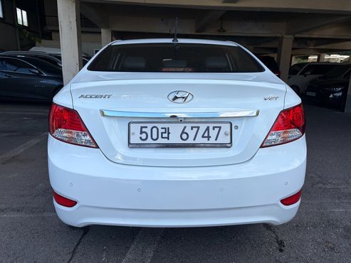 Hyundai Accent Diesel 1.6 VGT Premier — пробег 120 800 км — фото 4 из 5