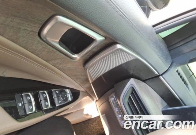 Kia K8 из Кореи Encar
