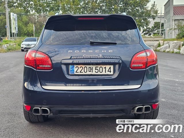 Porsche Cayenne 4.2 S Diesel 958 — пробег 165 743 км — фото 5 из 5