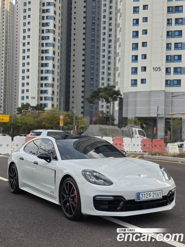 Porsche Panamera 4.0 GTS — пробег 65 600 км — фото 1 из 5
