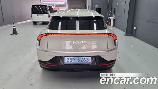 Kia EV6 из Кореи Encar