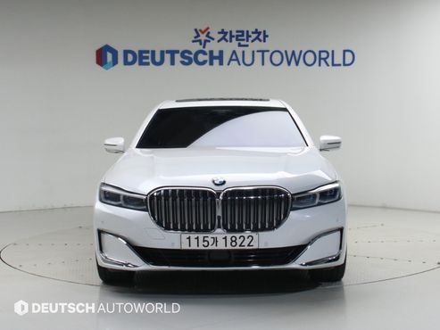 BMW 7-Series 740i Design Pure Excellence — пробег 46 000 км — фото 4 из 5