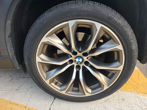 BMW X6 xDrive 40d — пробег 240 000 км — фото 5 из 5