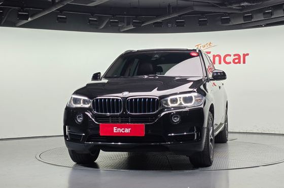 BMW X5 xDrive 40e iPerformance — пробег 142 943 км — фото 3 из 5