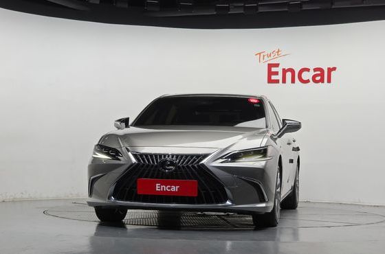 Lexus ES Executive — пробег 40 714 км — фото 3 из 5
